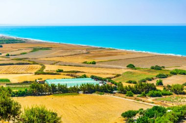 Cypru üzerinde Ermogenis beach yakınındaki kırsal