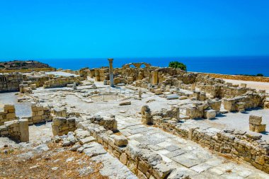 Antik kourion Cypru sitesinde yer alan bir erken Hıristiyan Bazilikası kalıntıları