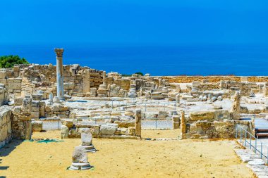 Antik kourion Cypru sitesinde yer alan bir erken Hıristiyan Bazilikası kalıntıları
