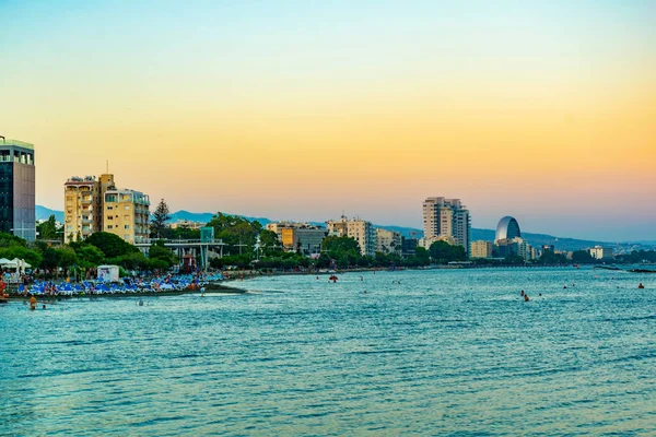 Vista Pôr Sol Paisagem Urbana Limassol Cypru — Fotografia de Stock