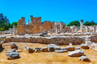 Bileşik Cypru üzerinde Apollo Hylates Tapınağı, Kalesi'nde
