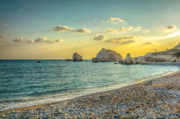 Solnedgång Utsikt Över Petra Tou Romiou Tyvärr Aphordite Rock Cypern — Stockfoto