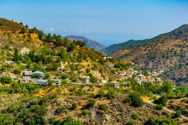 Cypru üzerinde Moutoullas ve Kalopanayiotis köyleri