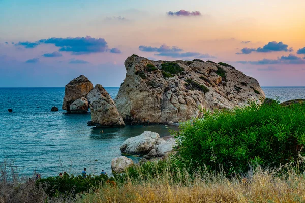Günbatımı Petra Tou Romiou Üzerinde Yazık Aphordite Nın Rock Görüntülemek — Stok fotoğraf