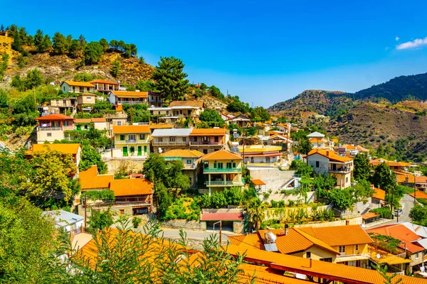 Cypru 'daki Moutoullas köyü.