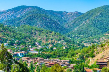 Cypru 'daki Kakopetria köyü