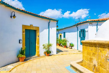 Lefkoşa, Cypru Samanbahce dörtte beyaz evler