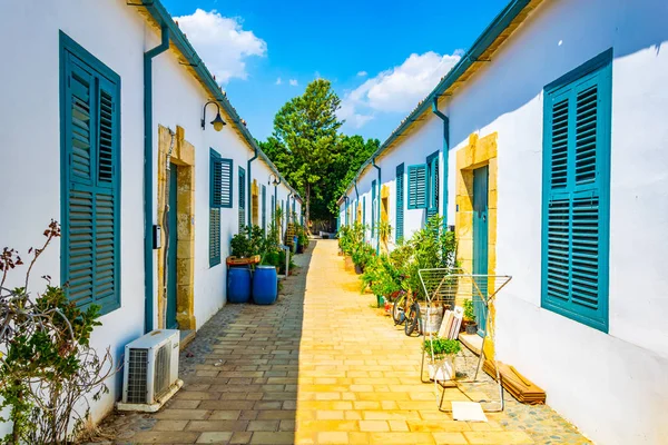 Lefkoşa, Cypru Samanbahce dörtte beyaz evler