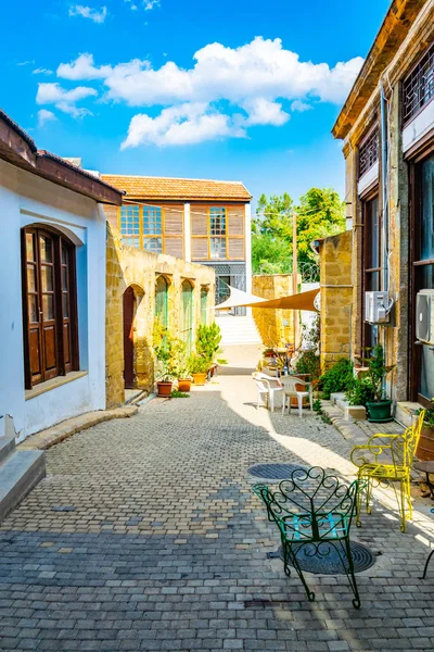 Lefkosa Cypru の古い町の狭い道 — ストック写真
