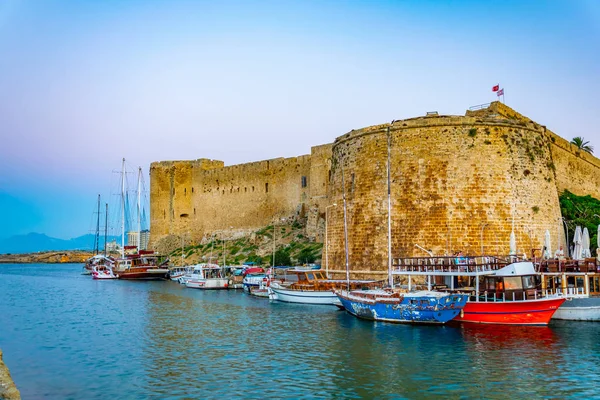 Girne Kalesi Cypru Üzerinden Günbatımı Görünüm — Stok fotoğraf