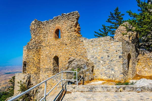 Cypru에 Buffavento 성곽의 — 스톡 사진