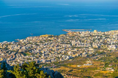 Girne/Girne St. Hilarion Kalesi: Cypru yılında bakıldı