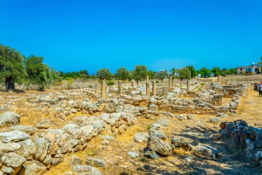 Basilica Agia Triada Karpaz Yarımadası'nda, Cypru kalıntıları
