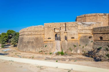 Famagusta, Cypru arazi kapıda
