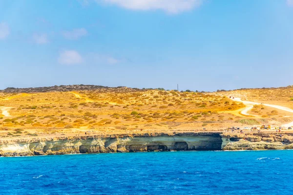 Havgrotter Ved Cape Greco Sørøstlige Cypru – stockfoto