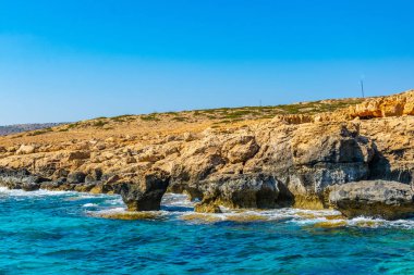 Cape greco adlı deniz mağaralarda Güneydoğu cypru