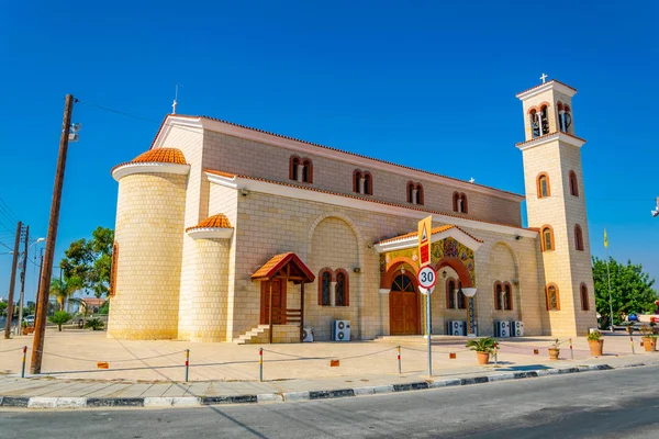 Apostolos Varnavas Larnaka, Cypru Kilisesi