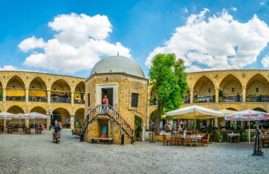 Lefkoşa, Kıbrıs, 29 Ağustos 2017: Eski bir tüccar otel - büyük görünümünü dönüştürülmüş bir modern turistik, Lefkoşa, Cypru han -