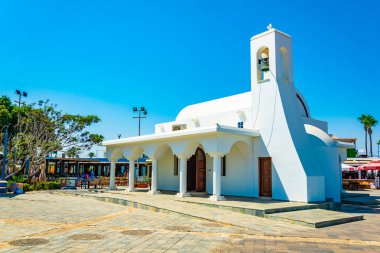 Agia Napa, Kıbrıs, 15 Ağustos 2017: Agia Napa üzerinde Cypru kilisede