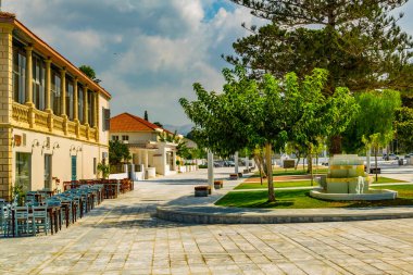 Pafos, Kıbrıs, 18 Ağustos 2017: Pafos modern merkezi Cypru görünümünü