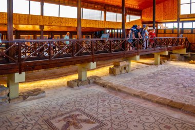 Paphos, Kıbrıs, 18 Ağustos 2017: Mozaik Paphos arkeolojik Park Cypru üzerinde