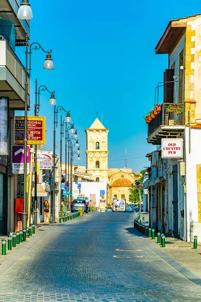 Larnaca, Kıbrıs, 16 Ağustos 2017: Görünüm Larnaka, Cypru, Saint Lazarus church