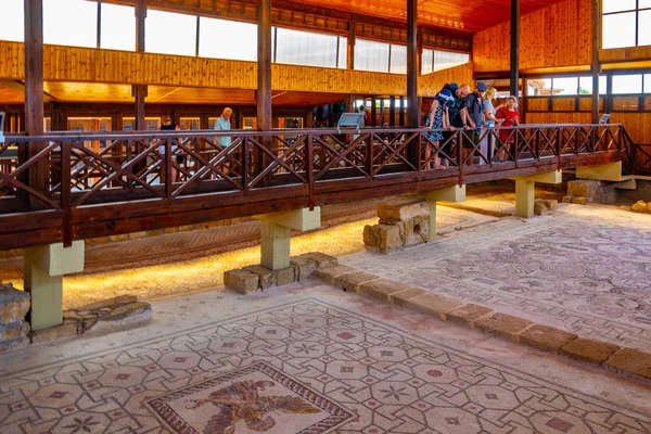 Paphos, Kıbrıs, 18 Ağustos 2017: Mozaik Paphos arkeolojik Park Cypru üzerinde