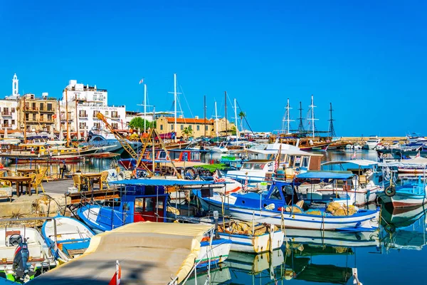 Kirenia Chipre Agosto 2017 Vista Puerto Kyrenia Girne Durante Soleado —  Fotos de Stock