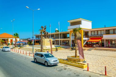 Dipkarpaz, Kıbrıs, 27 Ağustos 2017: Şehir Merkezi Dipkarpaz, Cypru görünümünü