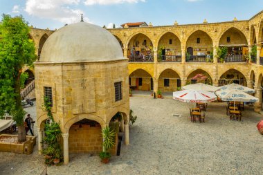 Lefkoşa, Kıbrıs, 29 Ağustos 2017: Eski bir tüccar otel - büyük görünümünü dönüştürülmüş bir modern turistik, Lefkoşa, Cypru han -