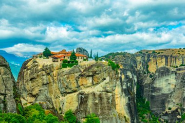Meteora, Greec Kutsal Teslis Manastırı
