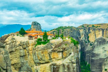 Meteora, Greec Kutsal Teslis Manastırı