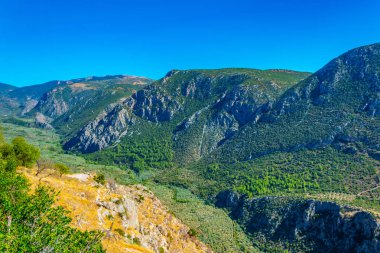 Delphi, Greec yakınındaki dağ silsilesi