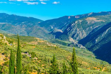 Delphi, Greec yakınındaki dağ silsilesi