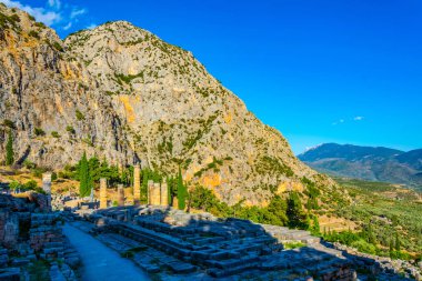 Antik Delphi, Greec Apollon Tapınağı kalıntıları