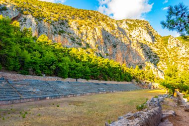 Stadı'nda antik Delphi, Greec kalıntıları