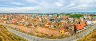 İspanyol şehir Lleid havadan görünümü