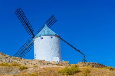 Spai Consuegra, geleneksel beyaz yel değirmenleri