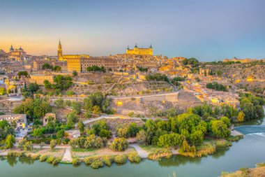 Cityscape Toledo, Spai gece görünümü