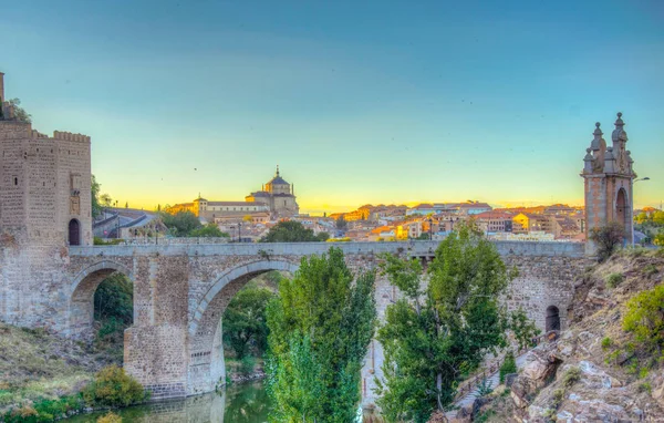 Vista Atardecer Del Puente Alcántara Sobre Río Tajo Toledo Spai — Foto de Stock