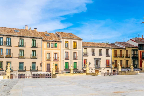 Vista Uma Rua Estreita Cidade Velha Segovia Spai — Fotografia de Stock