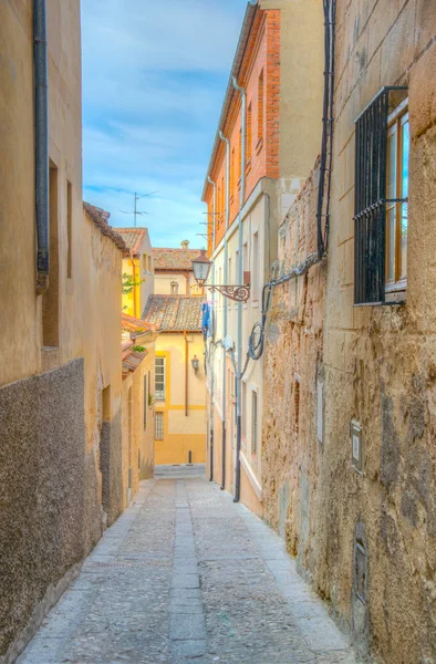 Vista Una Calle Estrecha Casco Antiguo Segovia Spai — Foto de Stock