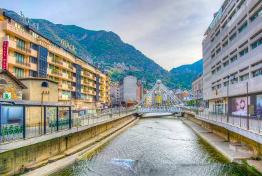 Andorra La Vella, Andorra, 30 Eylül 2017: Andorra la Vell 'de Pont de Paris