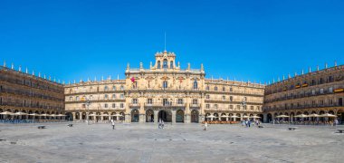 Salamanca, İspanya, 5 Ekim 2017: İnsanlar Salamanca, Spai, Plaza Mayor arasında gezinme