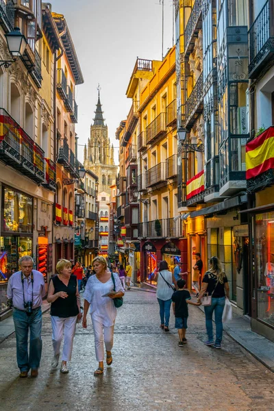 Toledo Spanje Oktober 2017 Een Smalle Straat Het Historische Centrum — Stockfoto