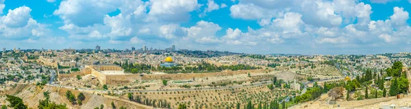 Jerusalén vista desde el monte de las aceitunas, Israel — Foto de Stock