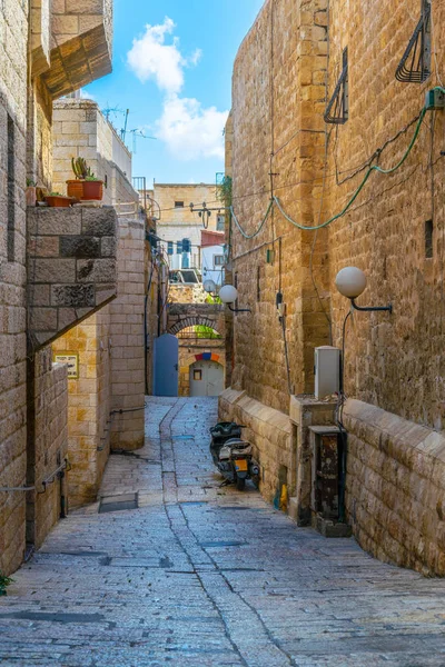 Calle estrecha del distrito armenio de Jerusalén, Israel —  Fotos de Stock