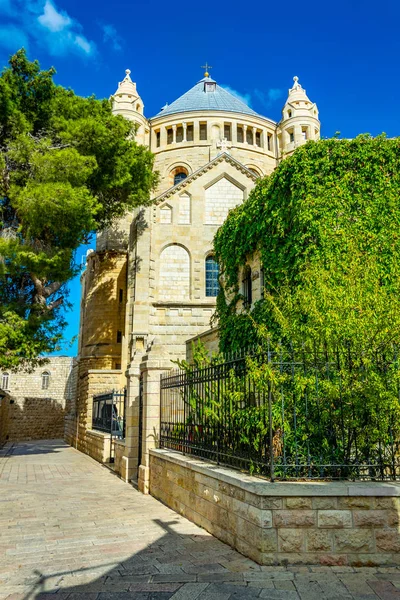 Monasterio franciscano de la residencia en Jerusalén, Israel — Foto de Stock