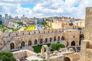 Sigarasız, iç avlu David kule Kudüs, İsrail