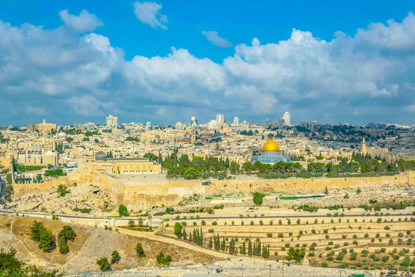 Jerusalén vista desde el monte de las aceitunas, Israel —  Fotos de Stock